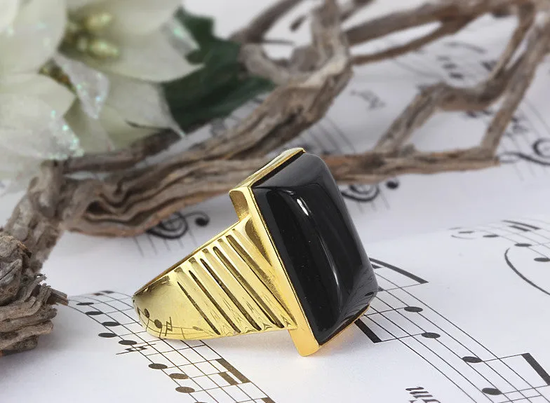 14k Yellow Gold Men's Statement Ring with Black Onyx Stone